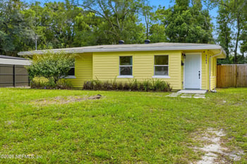 3648 Cedar Dr, Jacksonville, FL 32207