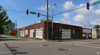 365 Park St, Jacksonville, FL 32204