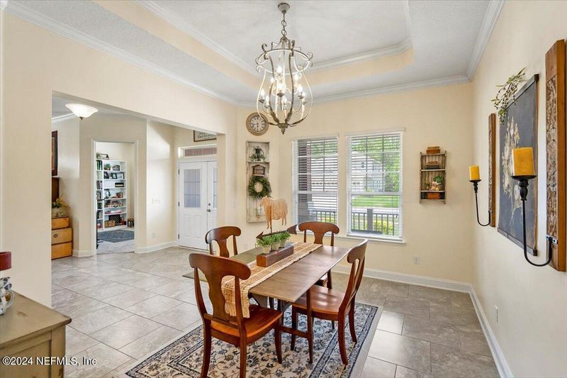 366 Brambly Vine Dr, St Johns, FL 32259