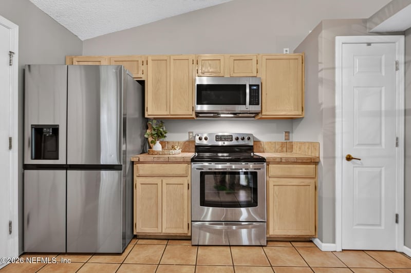 3675 Sanctuary Way S, Jacksonville Beach, FL 32250