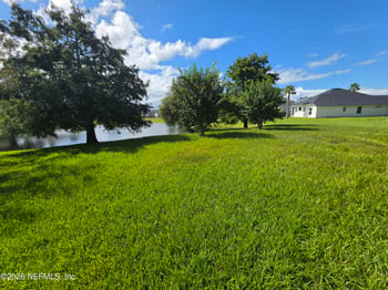 3678 Victoria Lakes Dr E, Jacksonville, FL 32226