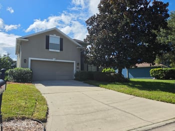3678 Victoria Lakes Dr E, Jacksonville, FL 32226