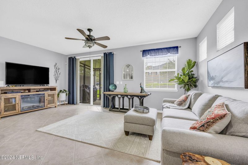 3695 Creswick Cir #I, Orange Park, FL 32065