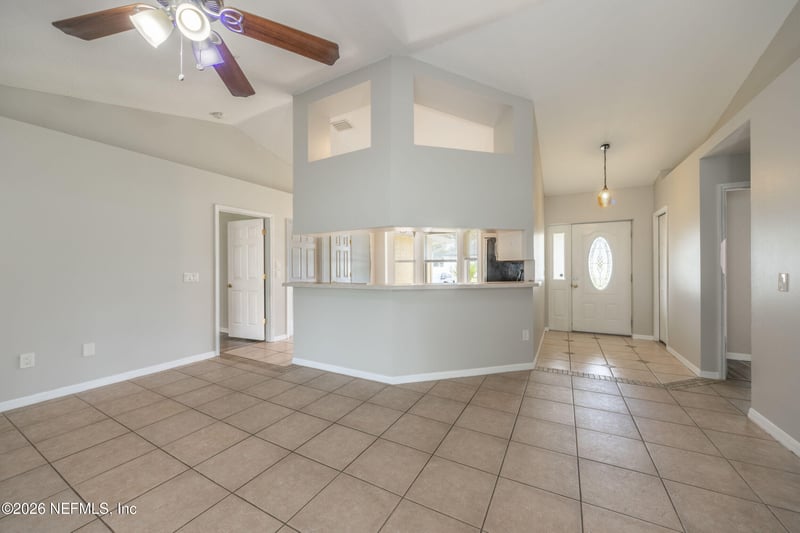 37 Rockefeller Dr, Palm Coast, FL 32164