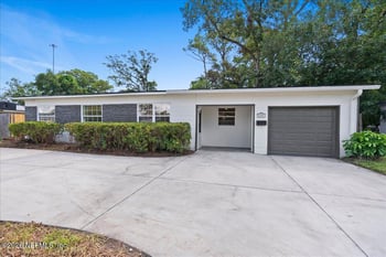 3701 Copper Cir E, Jacksonville, FL 32207