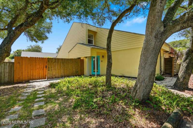 3701 Windjammer Ln, St Augustine, FL 32084