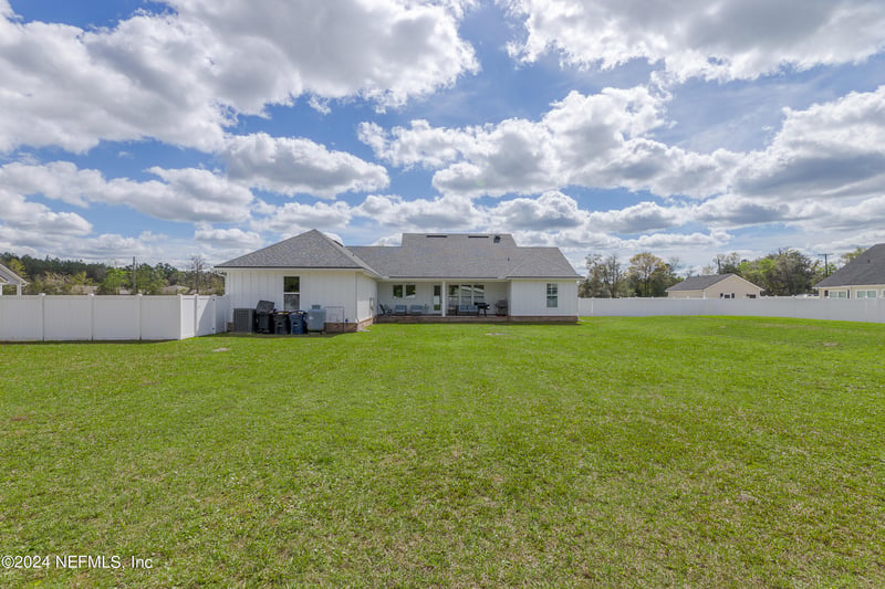 37086 Old Pineridge Rd, Hilliard, FL 32046