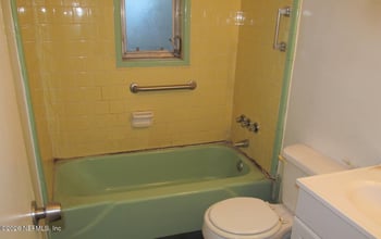 3711 N Davis St, Jacksonville, FL 32209