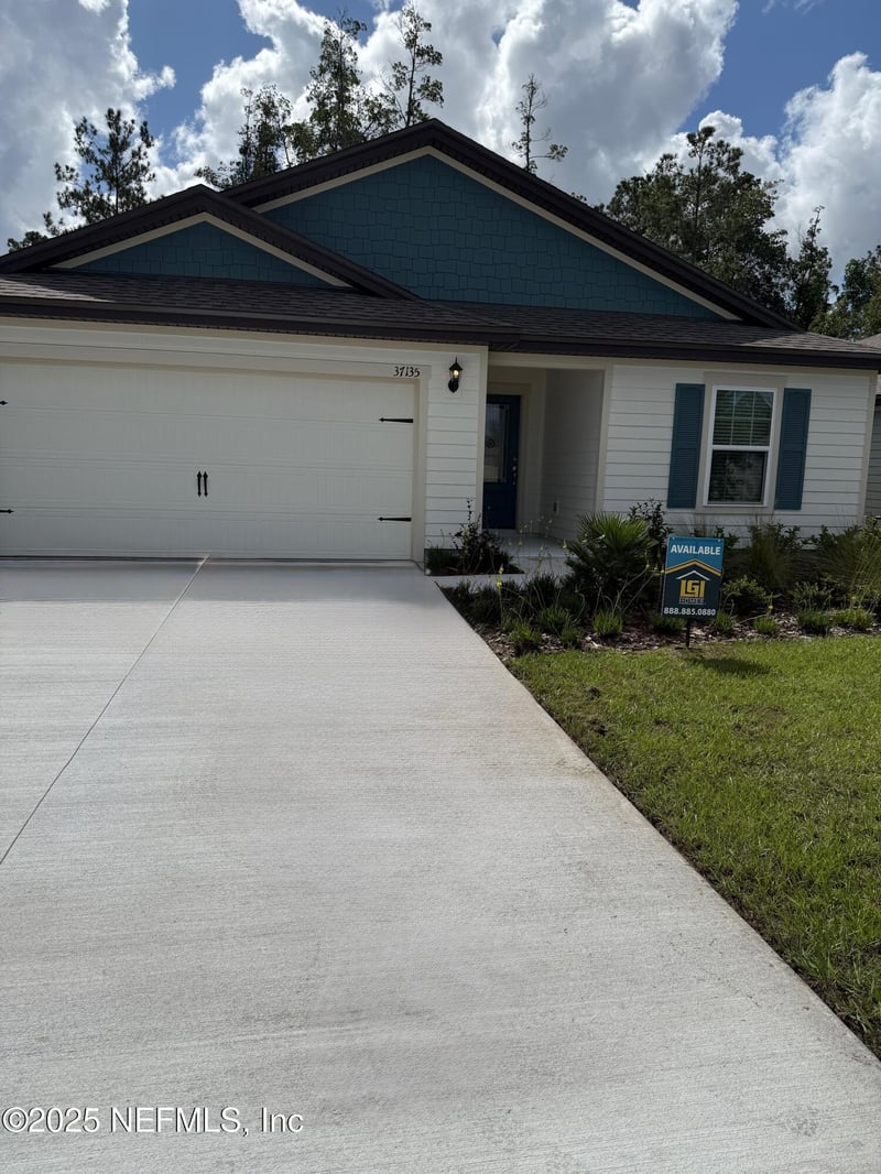 37135 Whippoorwill Ct, Hilliard, FL 32046