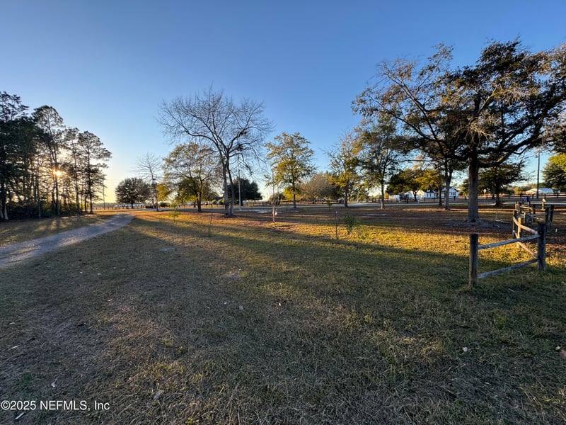 371447 Kings Ferry Rd, Hilliard, FL 32046
