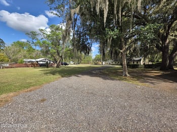 37204 W Third St INCLUDES ADJACENT LOT, Hilliard, FL 32046
