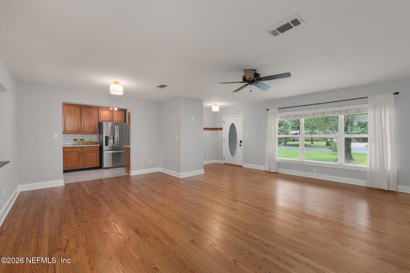 3721 Via De La Reina, Jacksonville, FL 32217