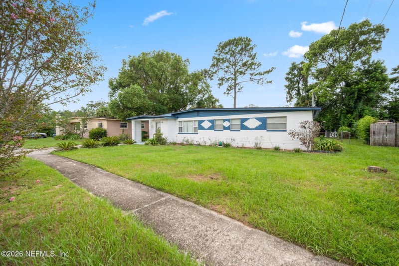 3722 Hoover Ln, Jacksonville, FL 32277