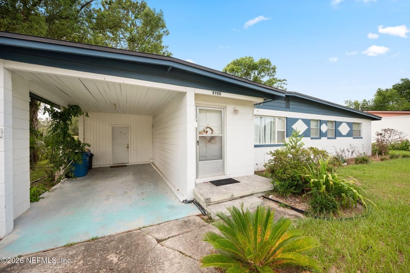 3722 Hoover Ln, Jacksonville, FL 32277