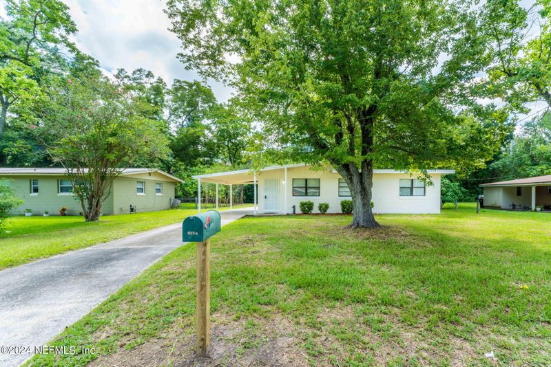 3723 Macgregor Dr, Jacksonville, FL 32210
