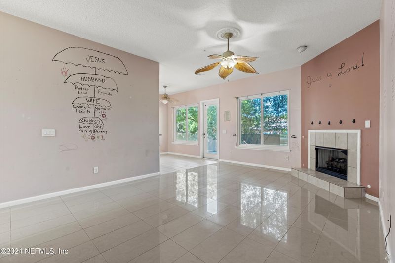 3724 Ft Caroline Harbor Dr, Jacksonville, FL 32225