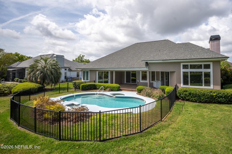 3727 Cricket Cove Rd E, Jacksonville, FL 32224