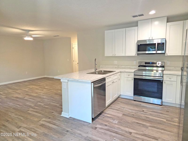 37320 W Seventh St, Hilliard, FL 32046