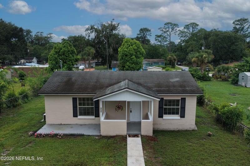 3736 Pine View Cir, Jacksonville, FL 32207