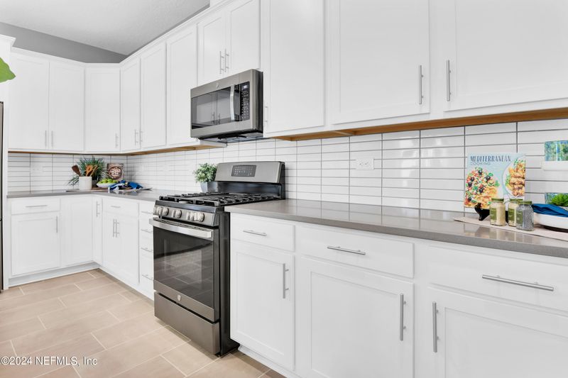 3736 Saint Charles Way, Orange Park, FL 32065