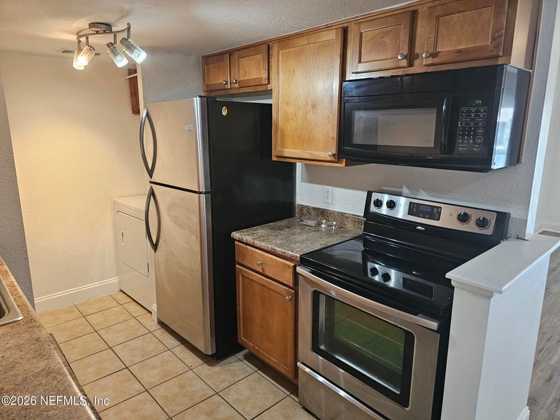 3737 Loretto Rd #907, Jacksonville, FL 32223