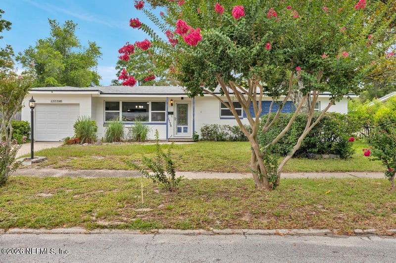 3738 Hoover Ln, Jacksonville, FL 32277