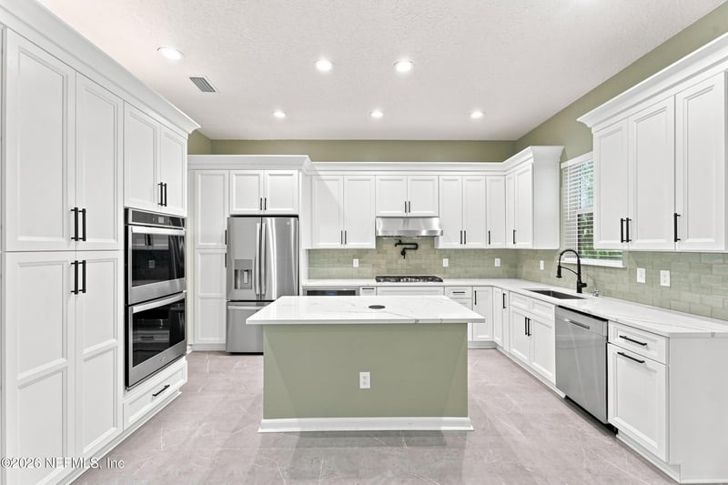 3740 Ft Caroline Harbor Dr, Jacksonville, FL 32225