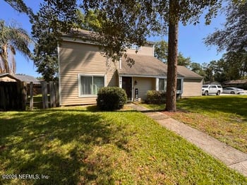 3741 N Ride Dr, Jacksonville, FL 32223