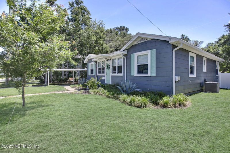 3741 Orlando Cir E, Jacksonville, FL 32207