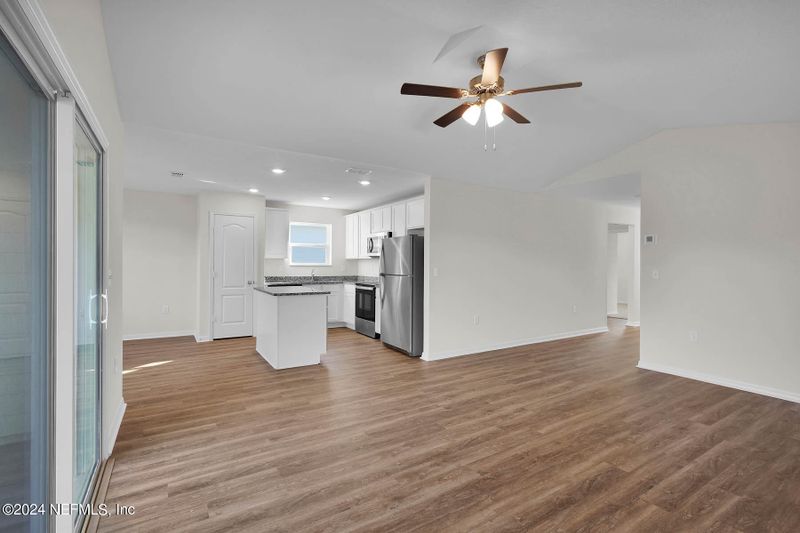 37458 Whisper Way, Hilliard, FL 32046