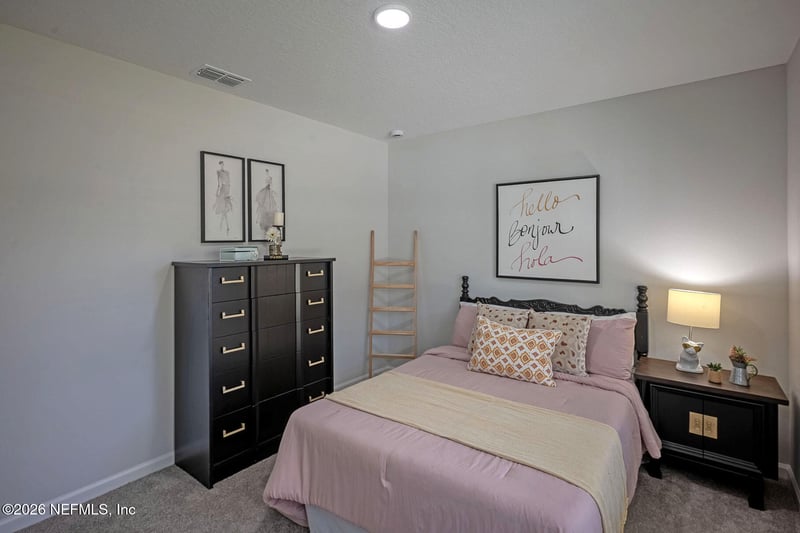 375 Drone St, Jacksonville, FL 32218