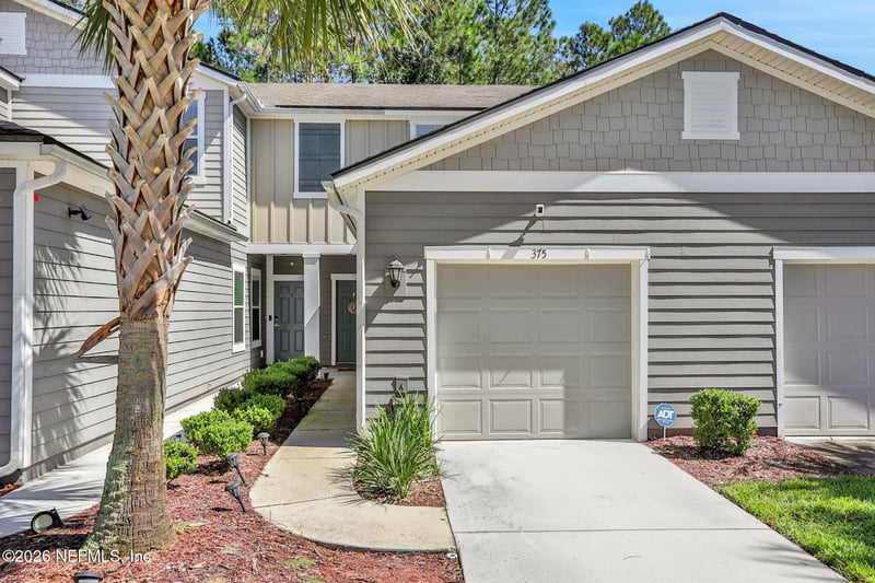 375 Servia Dr, St Johns, FL 32259