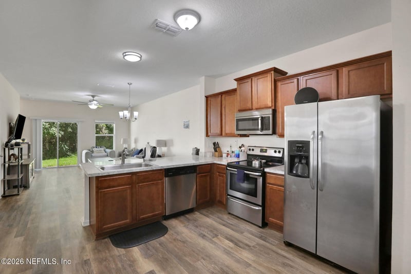 375 Servia Dr, St Johns, FL 32259