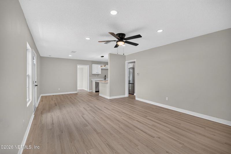 3751 Pizarro Rd, Jacksonville, FL 32217