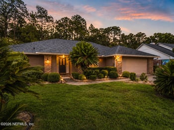 3752 Helicon Dr, Jacksonville, FL 32223