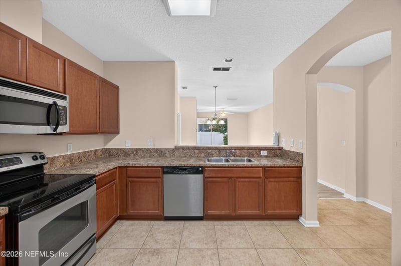 3762 Hartsfield Forest Cir, Jacksonville, FL 32277