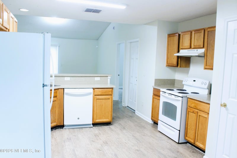 3762 Lauren Oak Ln E, Jacksonville, FL 32221