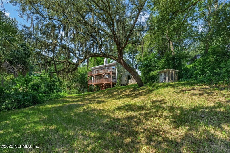 3767 Hermitage Rd E, Jacksonville, FL 32277