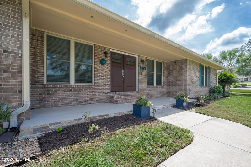 377 Foxridge Rd, Orange Park, FL 32065