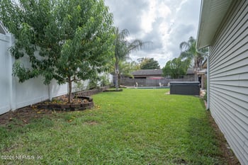 377 Foxridge Rd, Orange Park, FL 32065