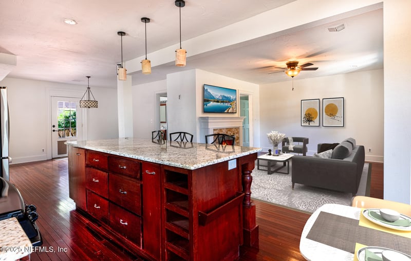 3774 Anderson St, Jacksonville, FL 32205