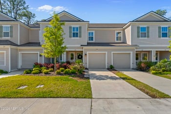 378 Annies Pl, Jacksonville, FL 32218