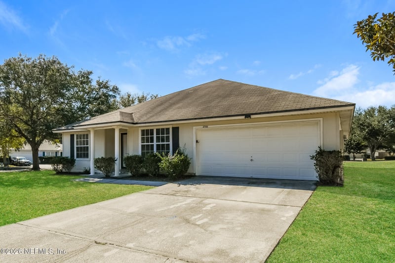 3786 Lauren Oak Ln E, Jacksonville, FL 32221