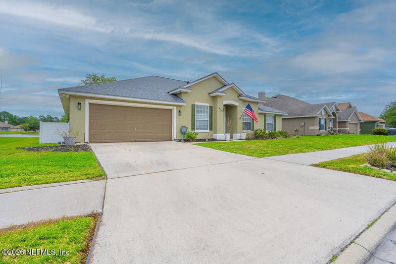 3787 Juliet Leia Cir W, Jacksonville, FL 32218