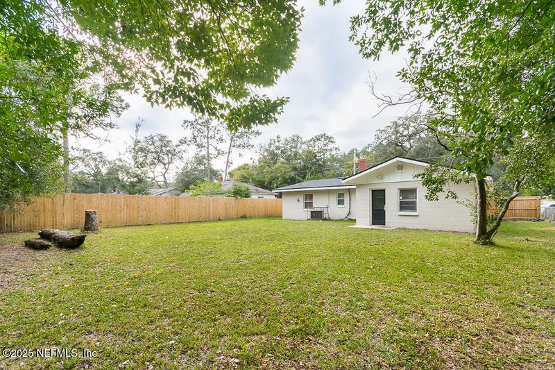 3793 Freeman Rd, Jacksonville, FL 32207