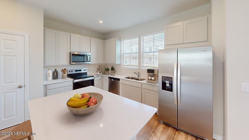 38 Downing Dr, St Johns, FL 32259