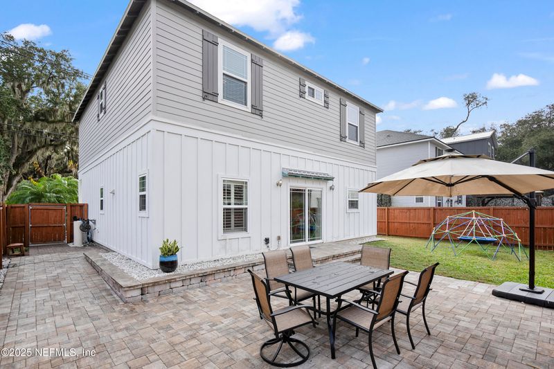 38 E San Carlos Ave, St Augustine, FL 32084