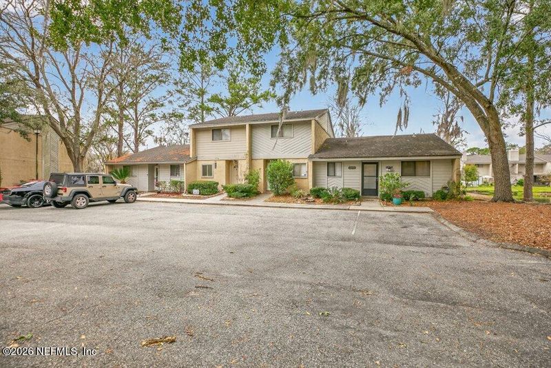 3801 Crown Point Rd #2072, Jacksonville, FL 32257