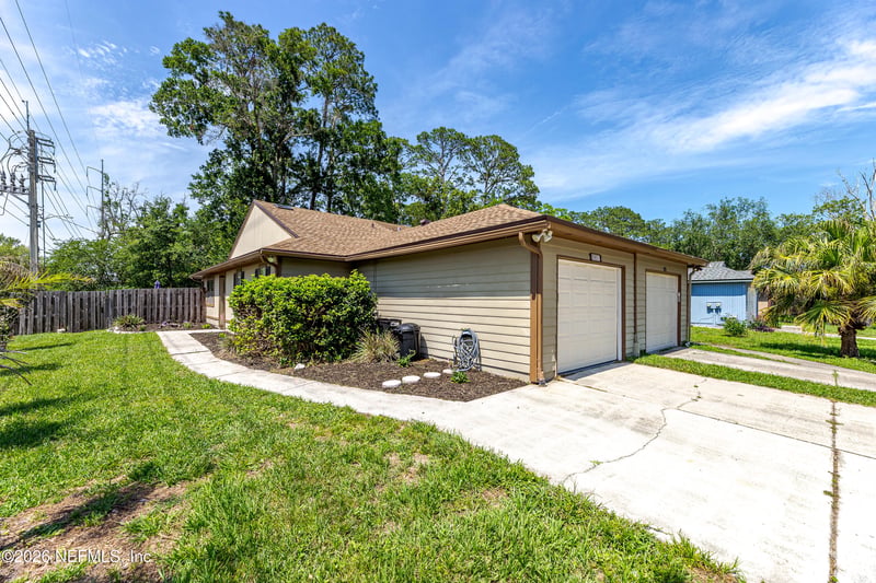 3801 Windridge Ct, Jacksonville, FL 32257