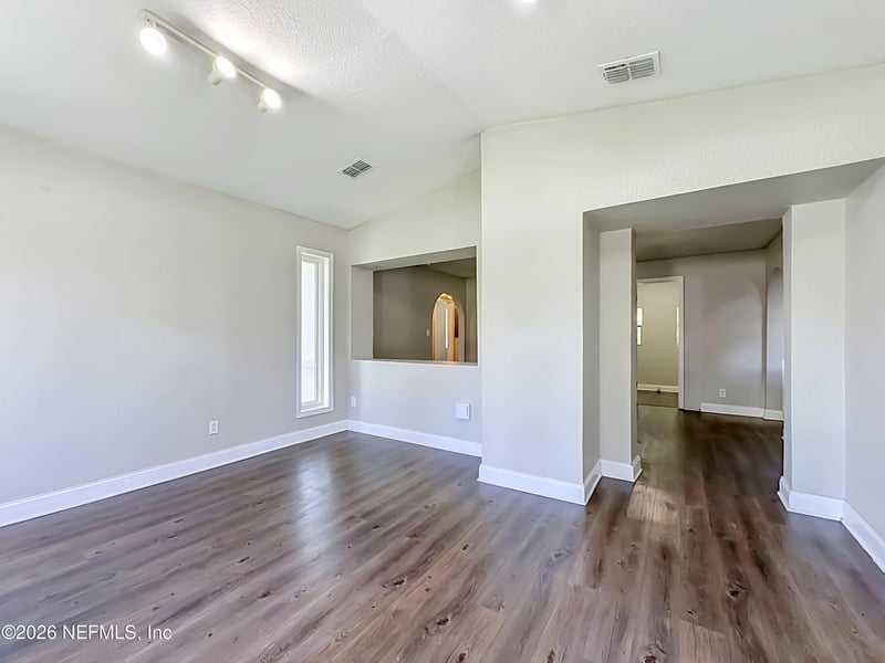 3811 Spring Park Rd, Jacksonville, FL 32207
